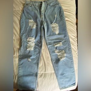 Nasty Gal NWOT Distressed Denim Mom Jeans | Size 12